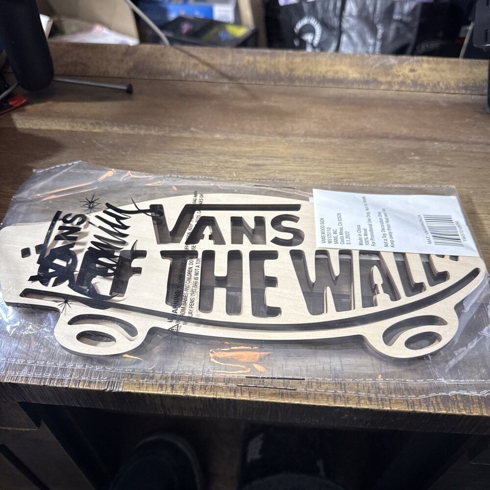 New Vans Family Exclusive Wooden Wood Off The Wall Skateboard Sign Old School